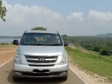 Hyundai H1 2010