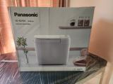 Panasonic SD-R2530 Automatic Bread maker, with nut dispenser - White